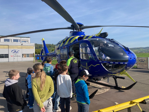 Besuch bei Alpine Air Ambulance